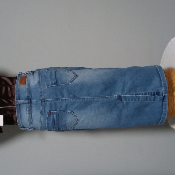 FASHION 2 LOVE DEMIN STRETCH SKIRT - Picture 2 of 7